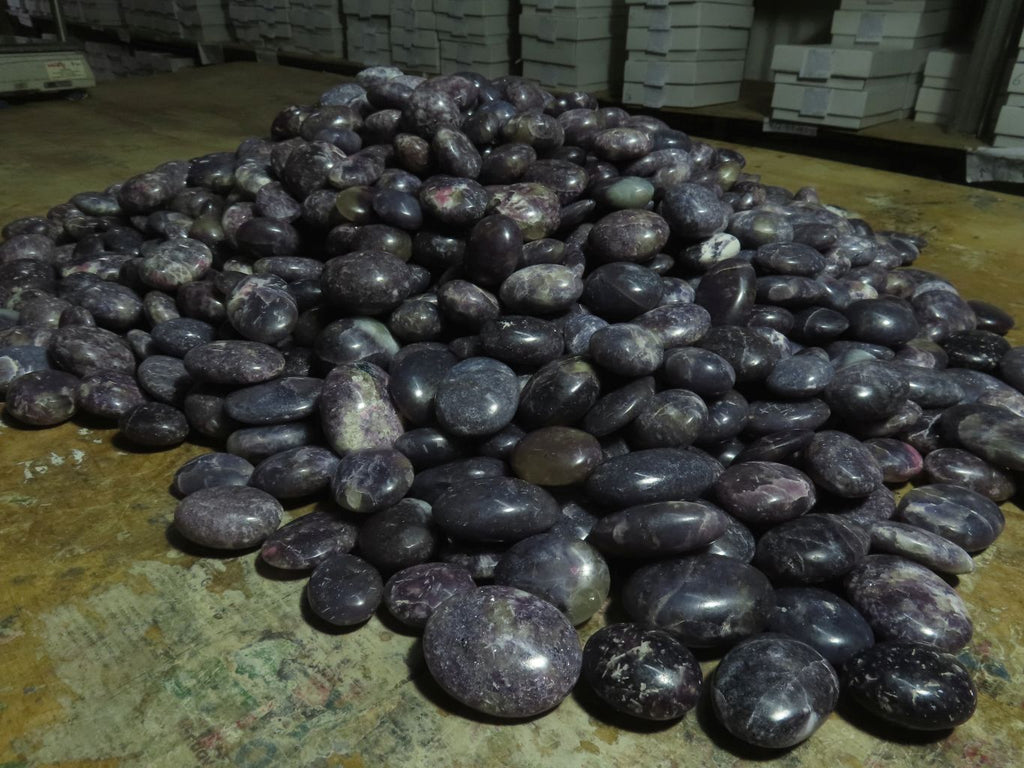 Polished Lithium Mica, Purple Lepidolite (some with Rubellite inclusions) Gallets / Palm Stones - sold per kg - From Madagascar - TopRock