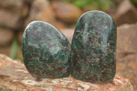 Polished Emerald In Matrix Standing Free Forms x 4 From Sandawana, Zimbabwe - TopRock