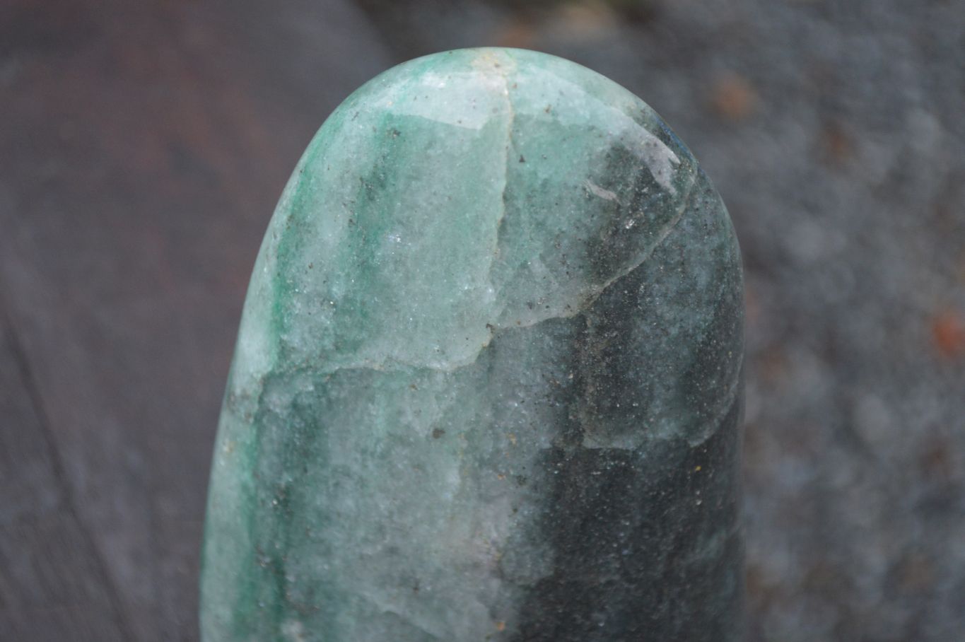 Polished Emerald Fuchsite Quartz Standing Free Form x 1 From Madagascar - Toprock Gemstones and Minerals 