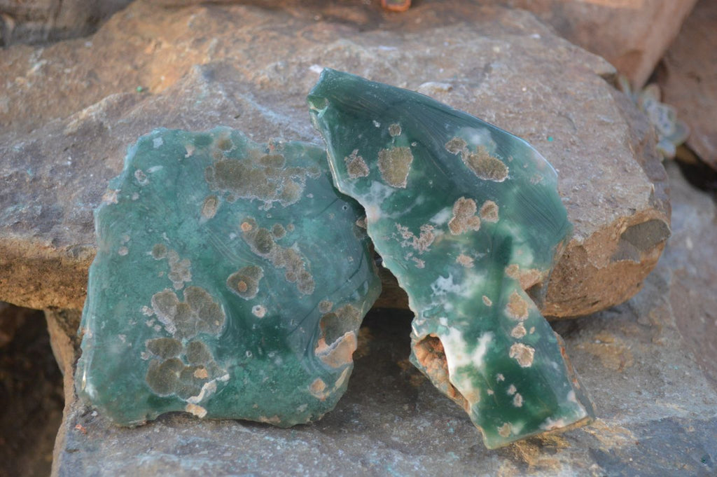 Polished On One Side Emerald Mtorolite Plates x 4 From Mutorashanga, Zimbabwe - Toprock Gemstones and Minerals 