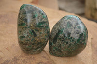 Polished Emerald In Matrix Standing Free Forms x 4 From Sandawana, Zimbabwe - TopRock