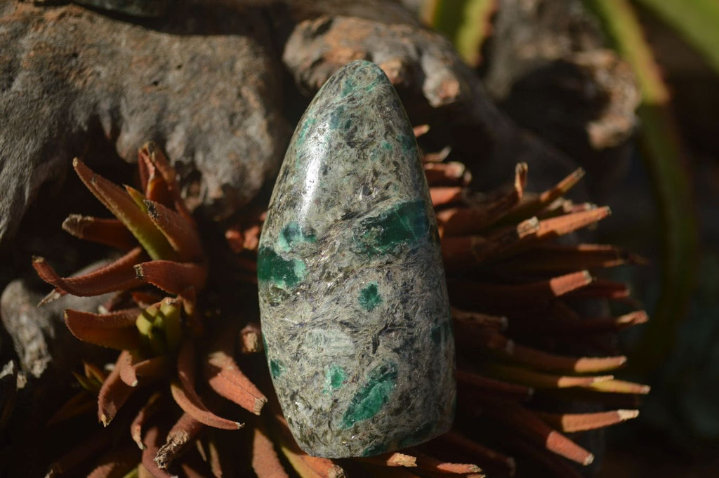 Polished Emerald In Matrix Standing Free Forms x 6 From Sandawana, Zimbabwe - TopRock
