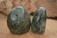 Polished Emerald In Matrix Standing Free Forms x 4 From Sandawana, Zimbabwe - TopRock