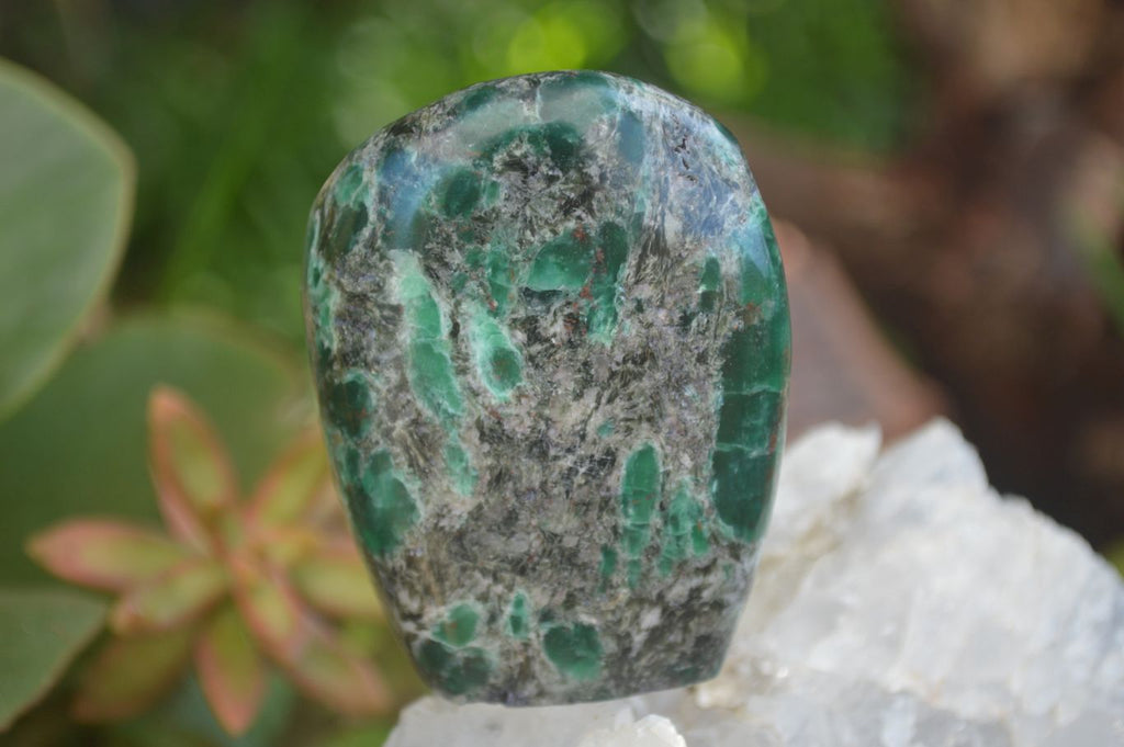Polished Emerald In Matrix Standing Free Forms x 6 From Sandawana, Zimbabwe - TopRock