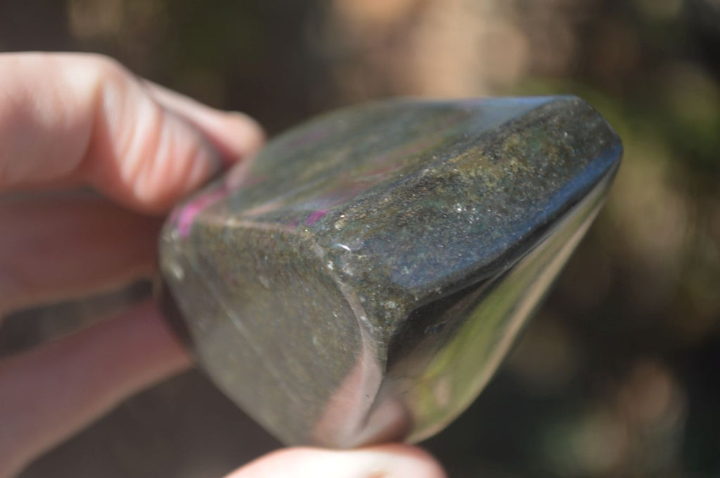 Polished Fluorescent Ruby Corundum In Chrome Verdite Free Forms x 4 From Zimbabwe - Toprock Gemstones and Minerals 