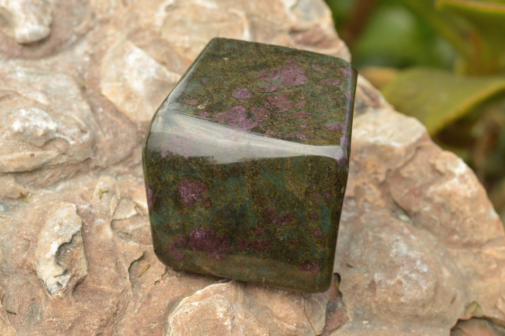 Polished Fluorescent Ruby Corundum In Chrome Verdite Free Forms x 5 From Zimbabwe - TopRock