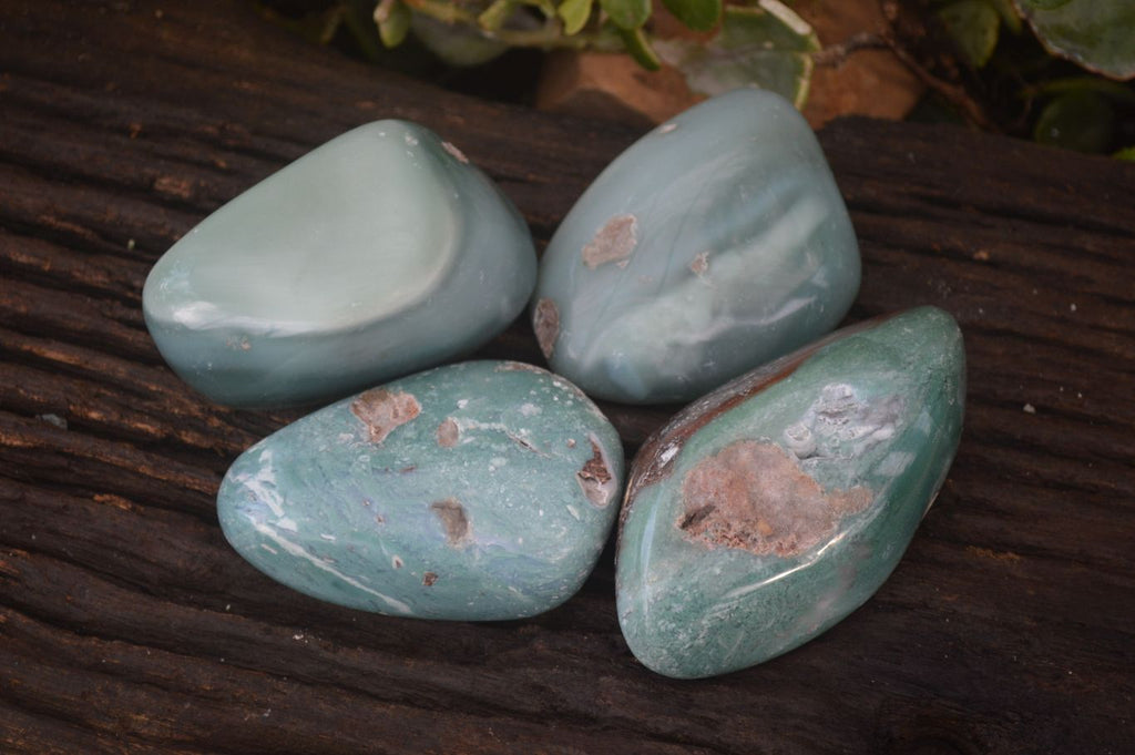 Polished Emerald Mtorolite Galet-Palm Stones x 4 From Mutorashanga, Zimbabwe - Toprock Gemstones and Minerals 