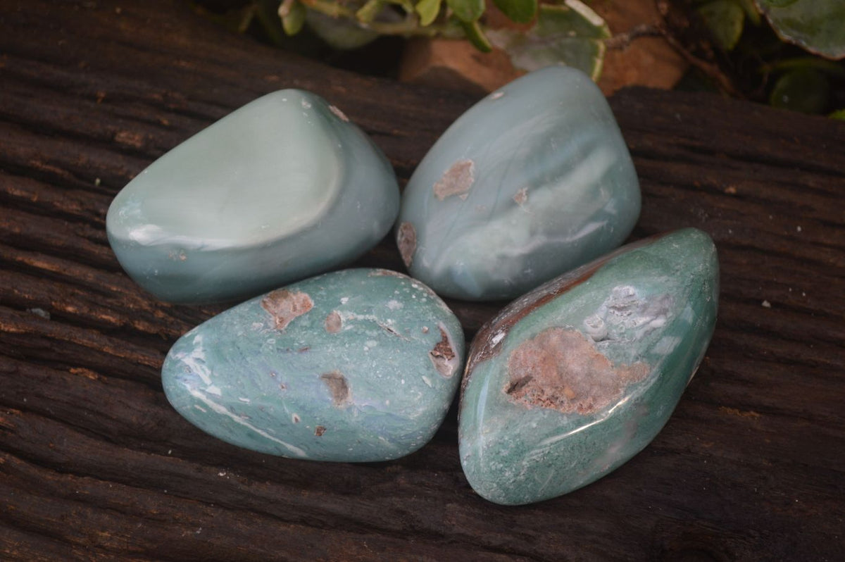 Polished Emerald Mtorolite Galet-Palm Stones x 4 From Mutorashanga, Zimbabwe - Toprock Gemstones and Minerals 