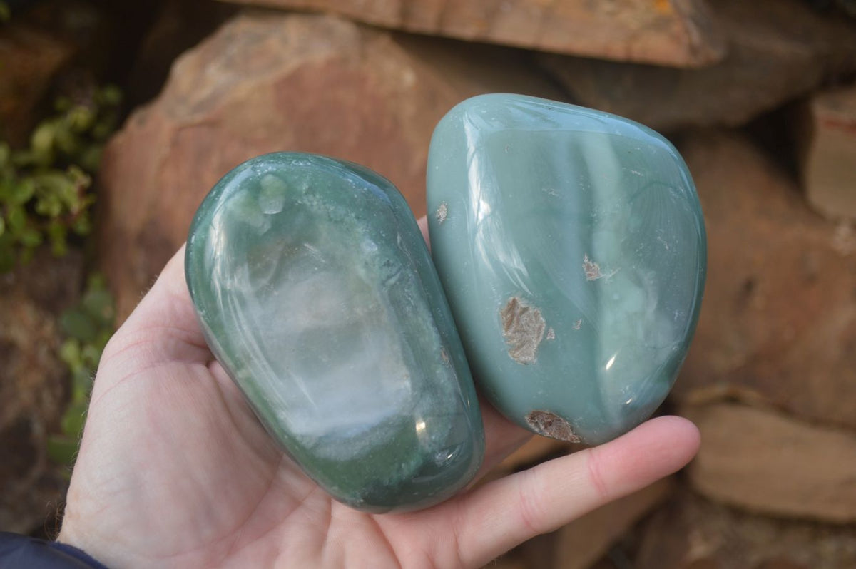 Polished Emerald Mtorolite Galet-Palm Stones x 4 From Mutorashanga, Zimbabwe - Toprock Gemstones and Minerals 