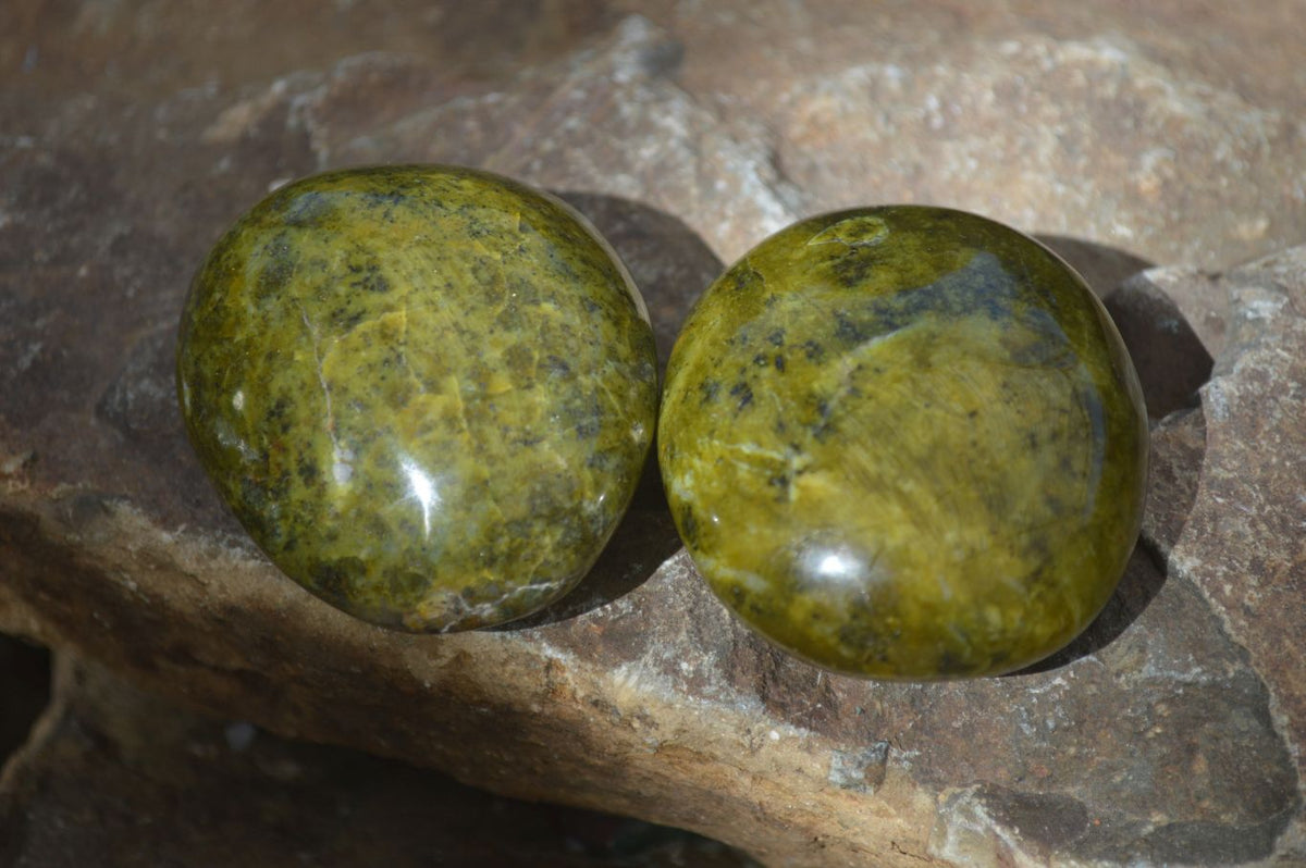 Polished Green Opal Galet / Palm Stones x 12 From Antsirabe, Madagascar - Toprock Gemstones and Minerals 