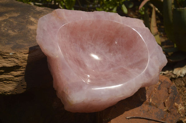 Polished  Pink Rose Quartz Bowl With Natural Edges  x 1 From Ambatondrazaka, Madagascar - TopRock