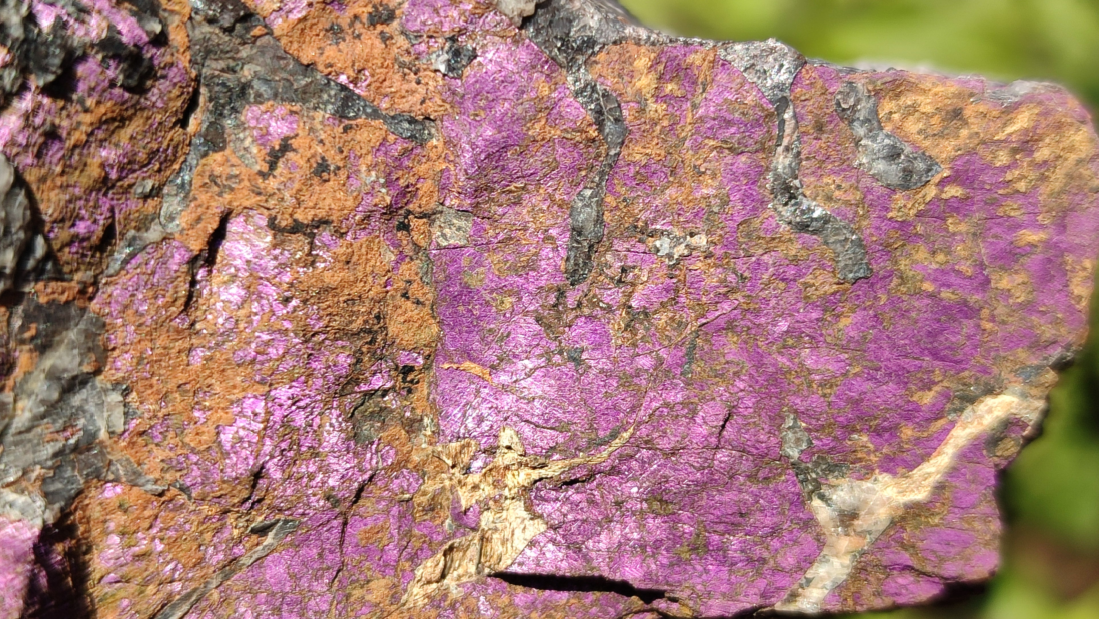 Natural Metallic Purpurite Cobbed Specimens x 4 From Erongo, Namibia - Toprock Gemstones and Minerals 