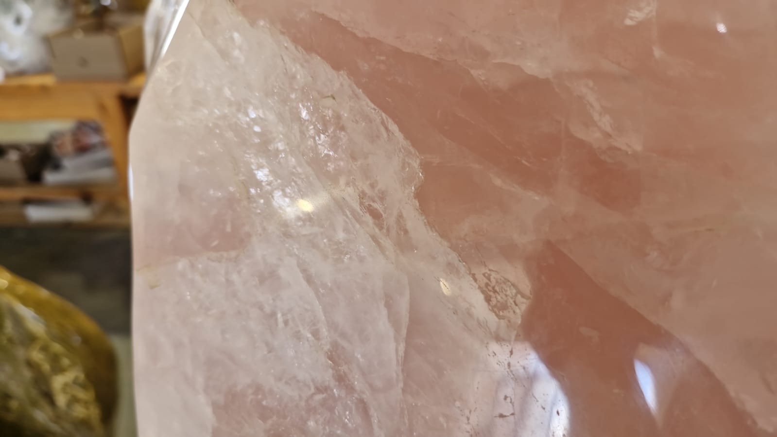 (+12 WEEKS!) Polished XXXL Gemmy Rose Quartz Standing Crystal Display Showpiece x 1 From Ambatondrazaka, Madagascar