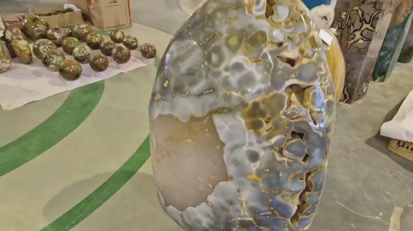 (+12 WEEKS!) Polished and Natural XXXL Agate Crystalline Vug Geode Showpiece x 1 From Maintirano, Madagascar